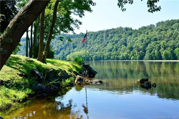 $5,000 | 67 Lake Lillinonah Road North, Bridgewater, CT 06752