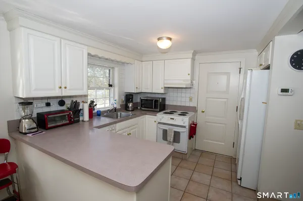 $5,000 | 67 Lake Lillinonah Road North, Bridgewater, CT 06752