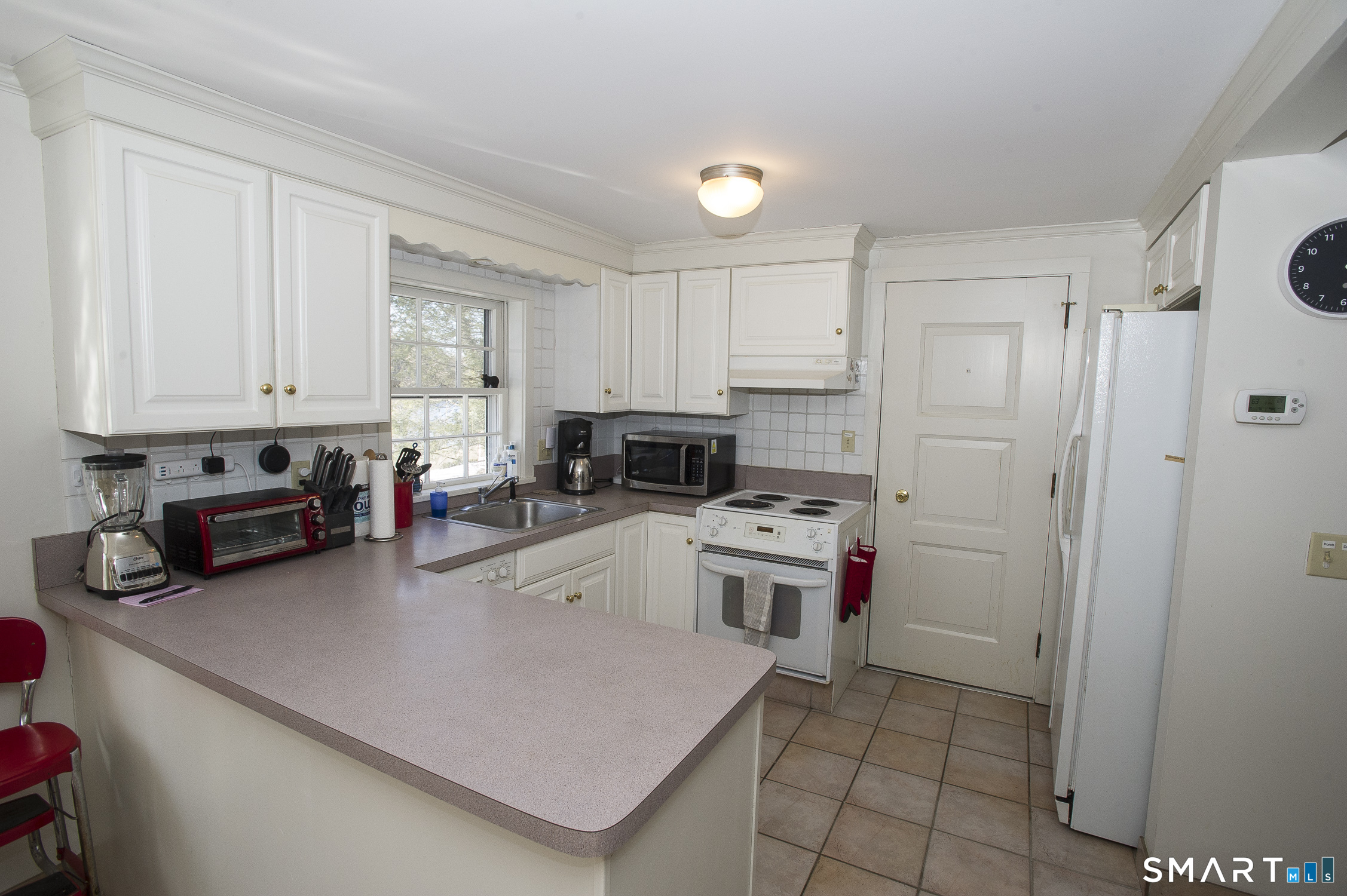 67 Lake Lillinonah Road North Bridgewater, CT 06752 - Photo 14 of 36