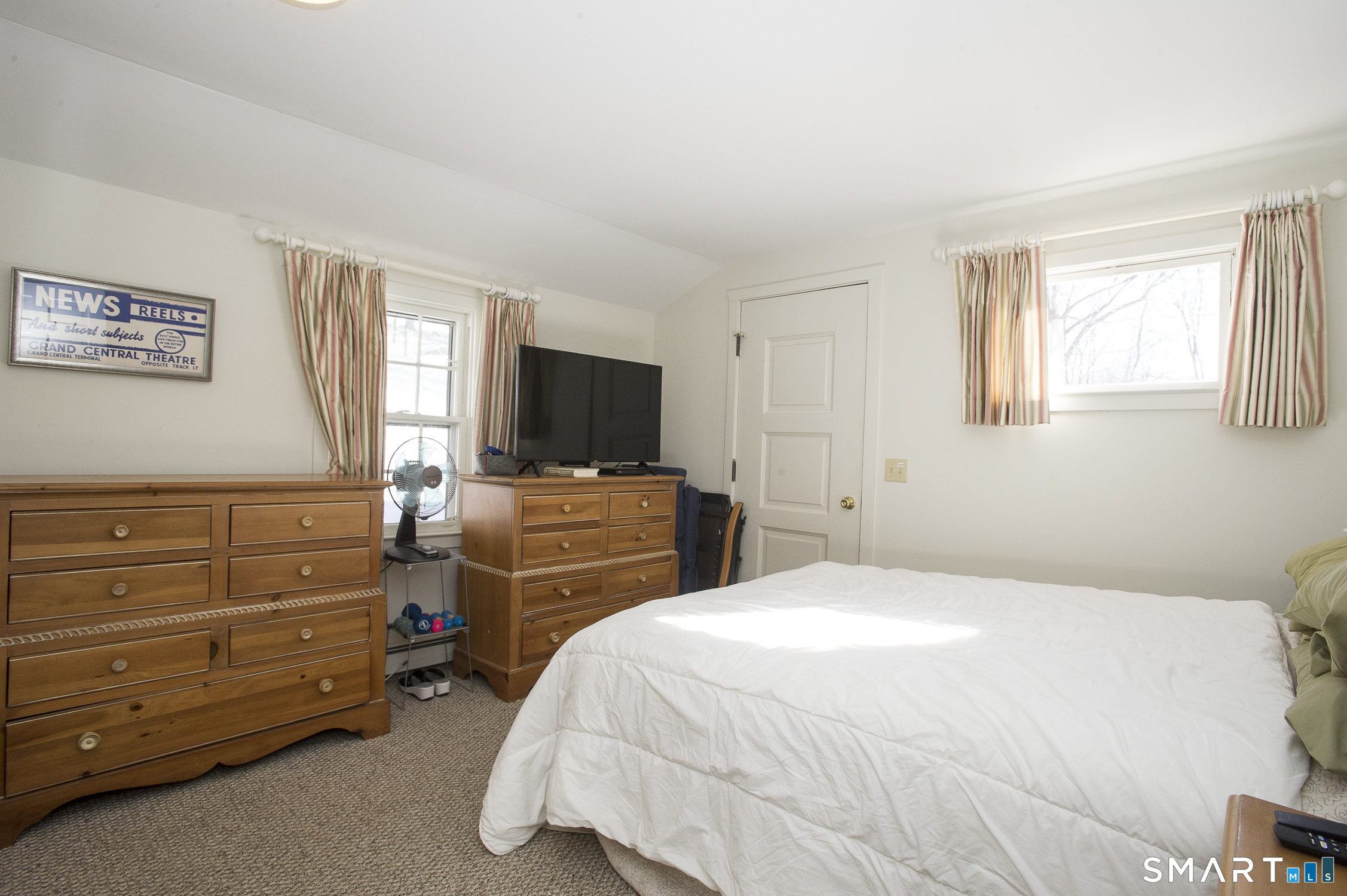 67 Lake Lillinonah Road North Bridgewater, CT 06752 - Photo 24 of 36