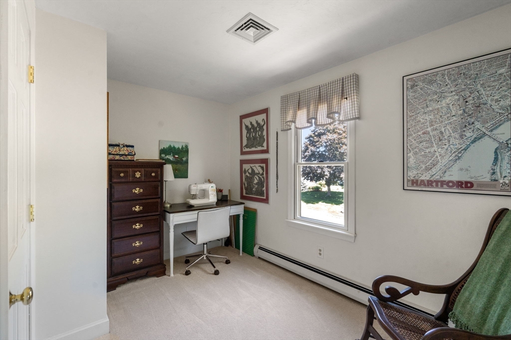 8 Ringbolt Road Hingham, MA 02043 - Photo 31 of 40