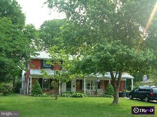 409 Camberly Road Warminster, PA 18974 - Photo 1 of 5