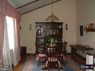 409 Camberly Road Warminster, PA 18974 - Photo 4 of 5