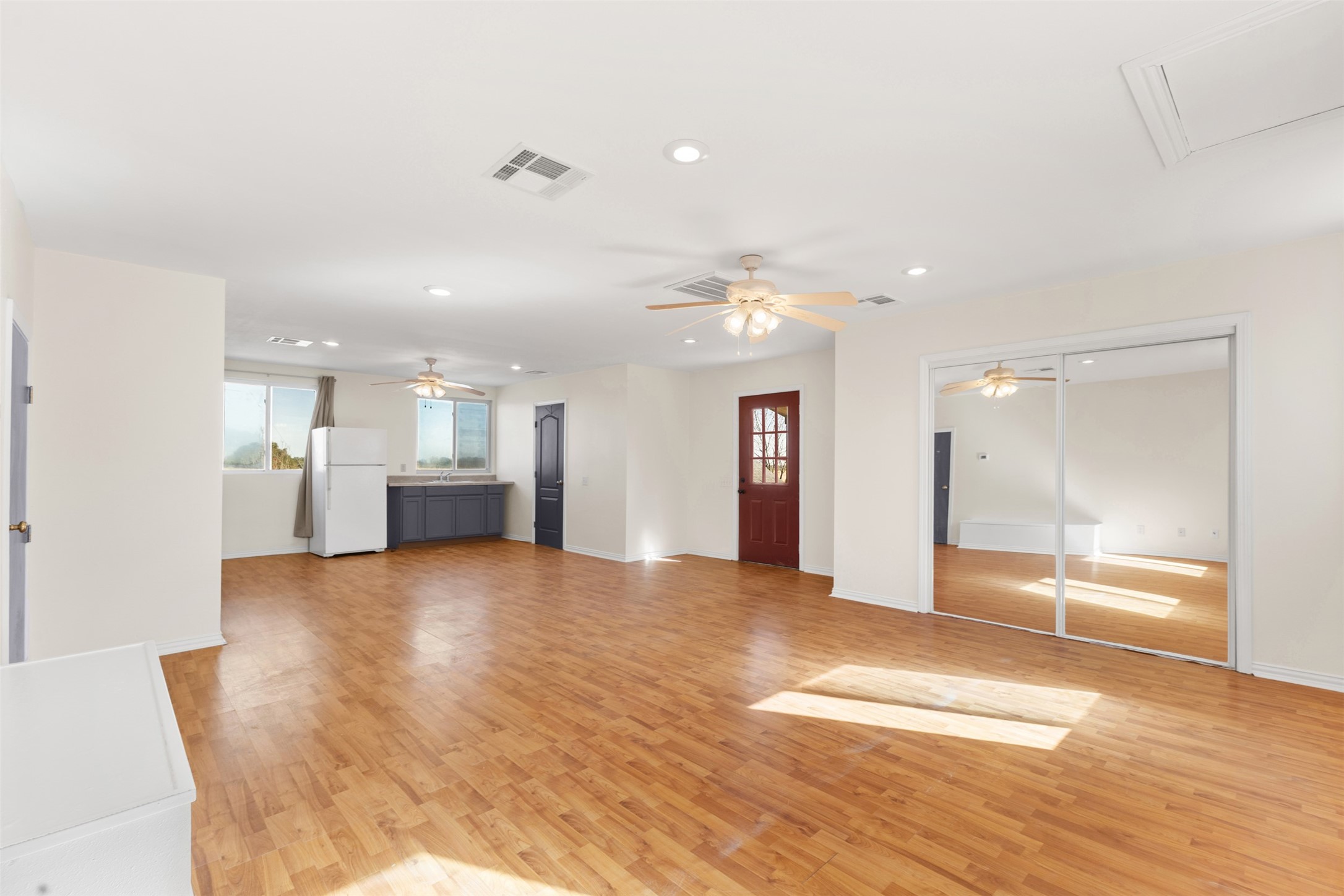 10860 County Road 272 Somerville, TX 77879 - Photo 27 of 34 a view of a kitchen and a window