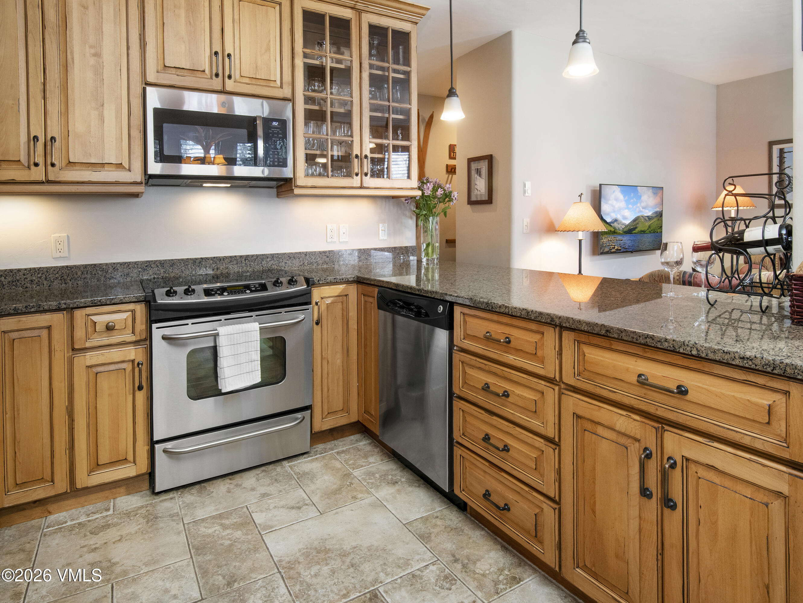 625 North Frontage Road West, Unit 22B Vail, CO 81657 - Photo 15 of 42 SunVail-22-B_13