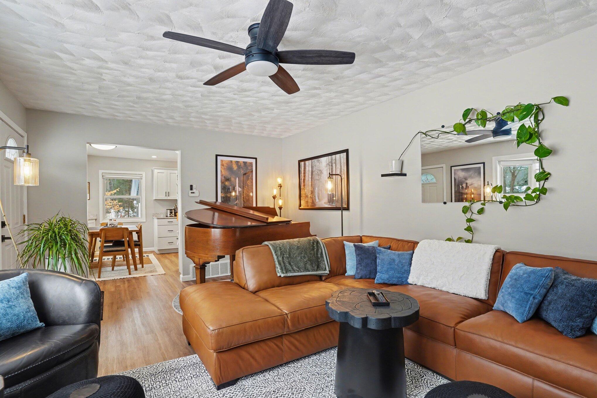 18412 148th Avenue Spring Lake, MI 49456 - Photo 12 of 26 007_file_3076