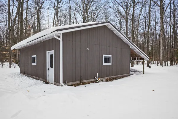 $529,900 | 18412 148th Avenue, Spring Lake, MI 49456