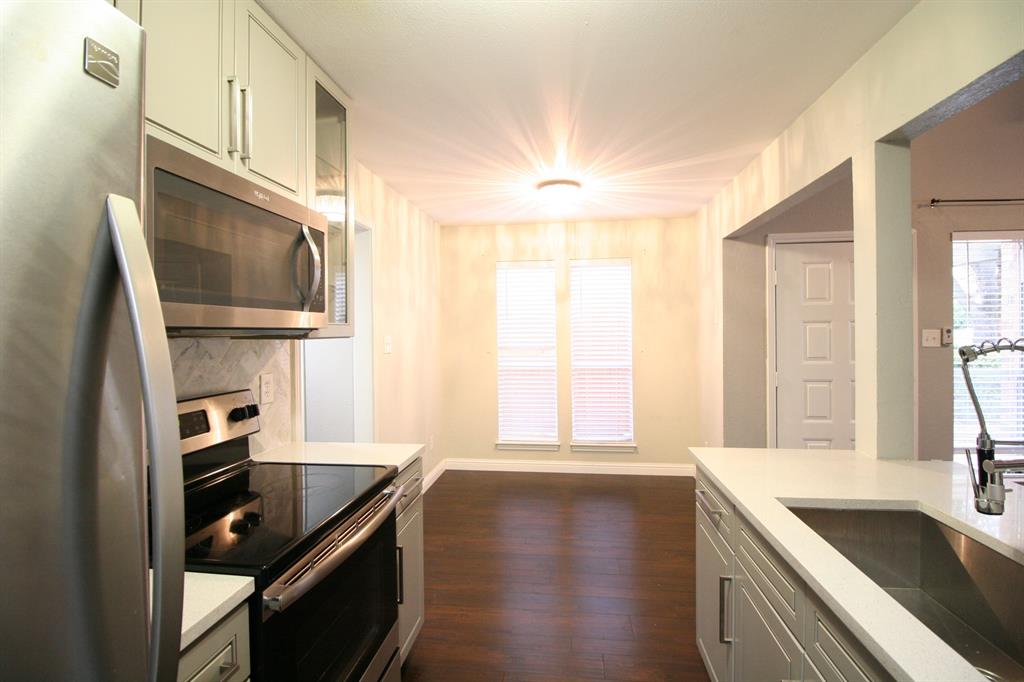 2064 Embassy Way Carrollton, TX 75006 - Photo 17 of 32 Gallery Image 17
