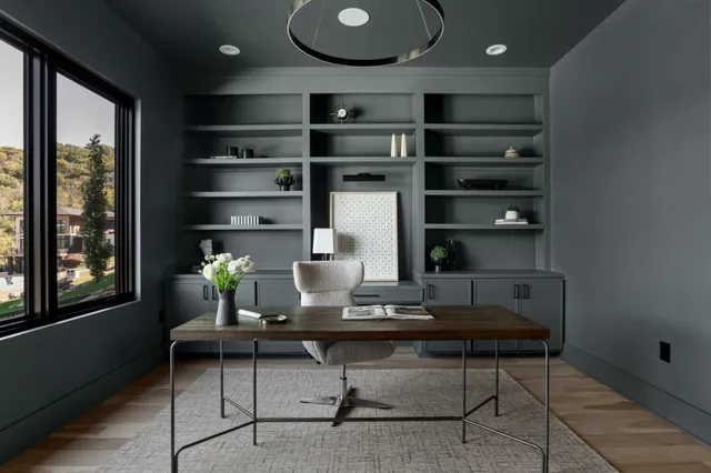 $1,975,000 | 5817 Woodland Hills Drive, Nashville, TN 37211