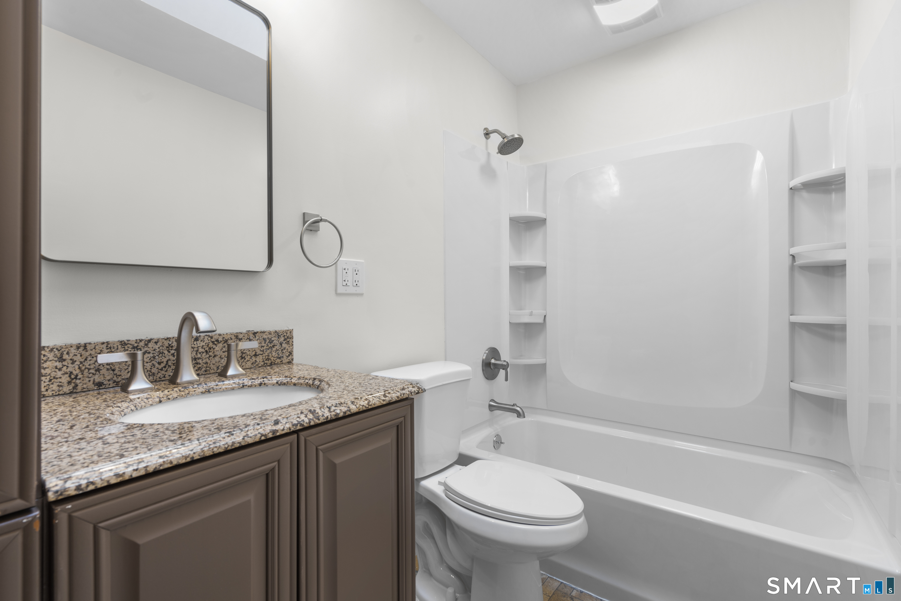 671 Elm Street Monroe, CT 06468 - Photo 20 of 40