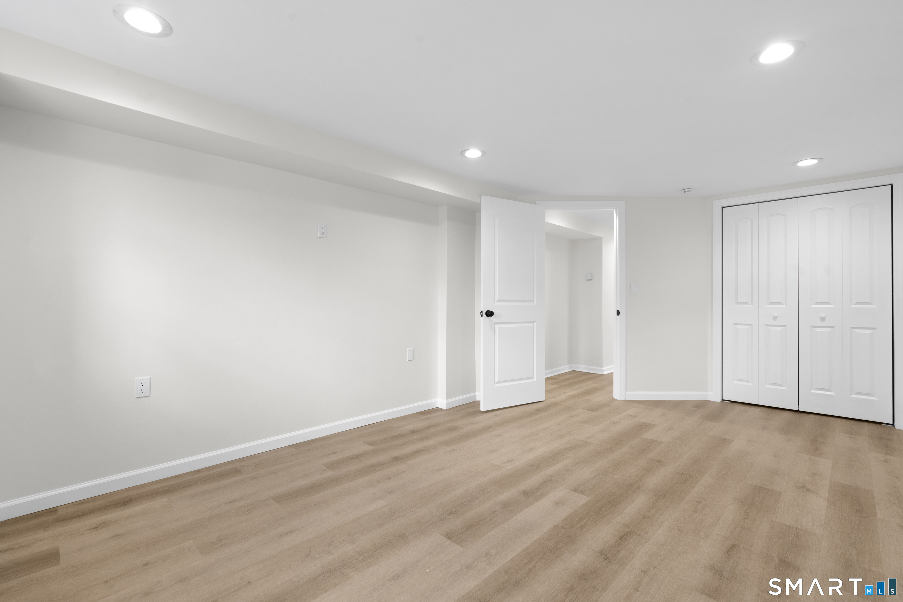 671 Elm Street Monroe, CT 06468 - Photo 36 of 40