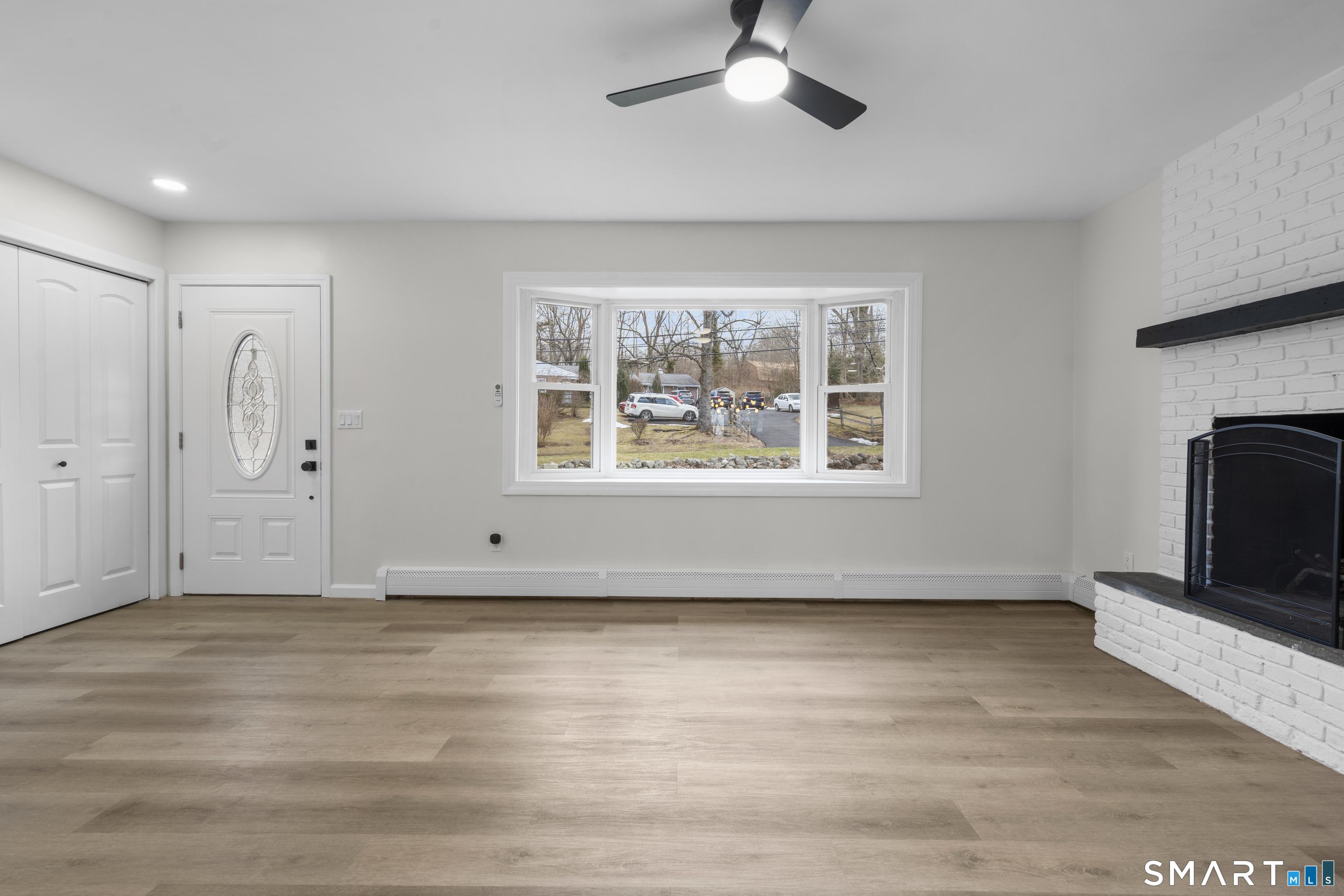 671 Elm Street Monroe, CT 06468 - Photo 7 of 40