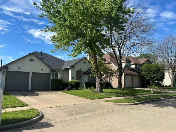 $585,000 | 11313 Alexandria Drive, Frisco, TX 75035