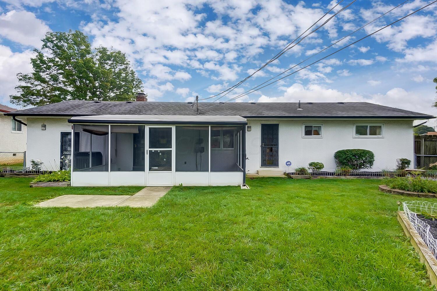 1083 Ross Road Columbus, OH 43227 - Photo 40 of 48 50041658-042_web