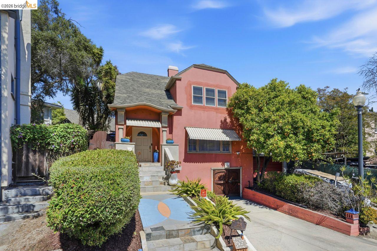 1134 Chatham Road Oakland, CA 94610 - Photo 3 of 35