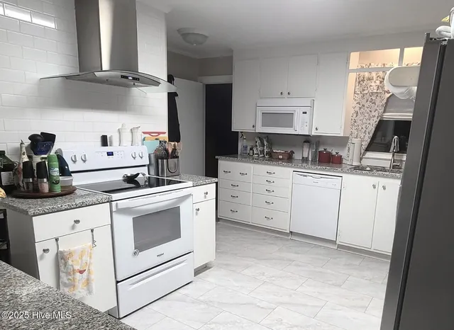 $199,900 | 909 Cameron Drive, Kinston, NC 28501