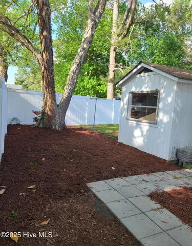 $199,900 | 909 Cameron Drive, Kinston, NC 28501