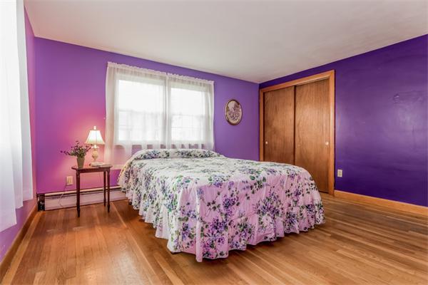 12 Shetland Road Danvers, MA 01923 - Photo 4 of 22 Gallery Image 4