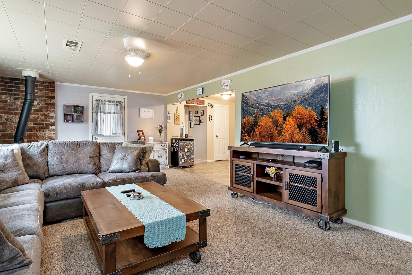11548 Blackwell Road Central Point, OR 97502 - Photo 10 of 38 21_BR_21_mls
