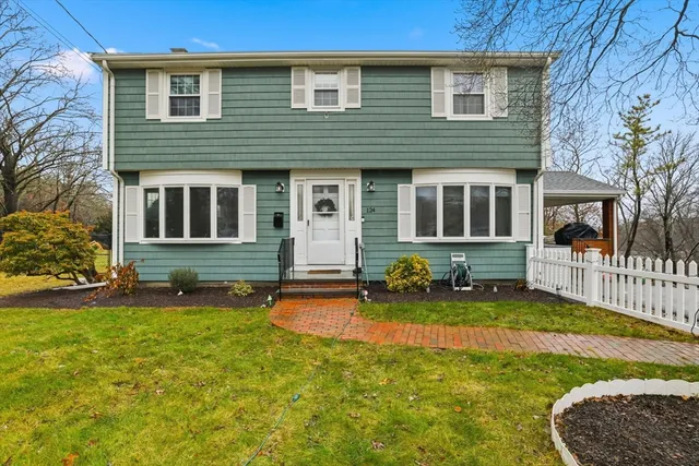 $825,000 | 124 Louise Road, Braintree, MA 02184
