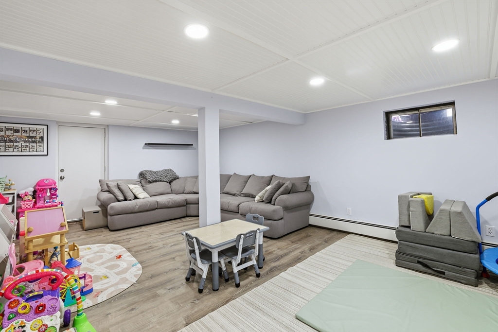 124 Louise Road Braintree, MA 02184 - Photo 24 of 28