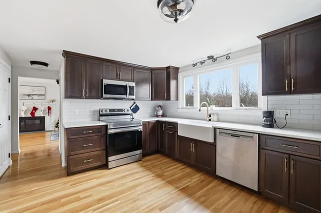 $825,000 | 124 Louise Road, Braintree, MA 02184