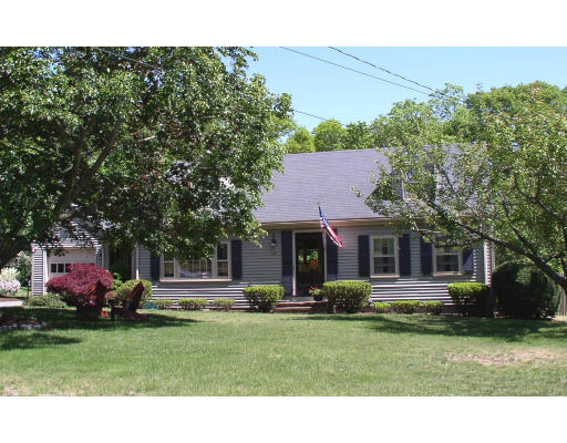 46 Croft Regis Road Westwood, MA 02090 - Photo 1 of 9 Gallery Image 1