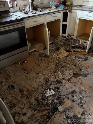 $95,000 | 132 East Lacy Street, Chester, SC 29706