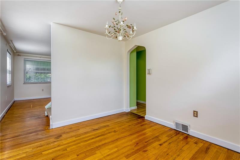 4213 Millington Road Pittsburgh, PA 15217 - Photo 7 of 16 Gallery Image 7