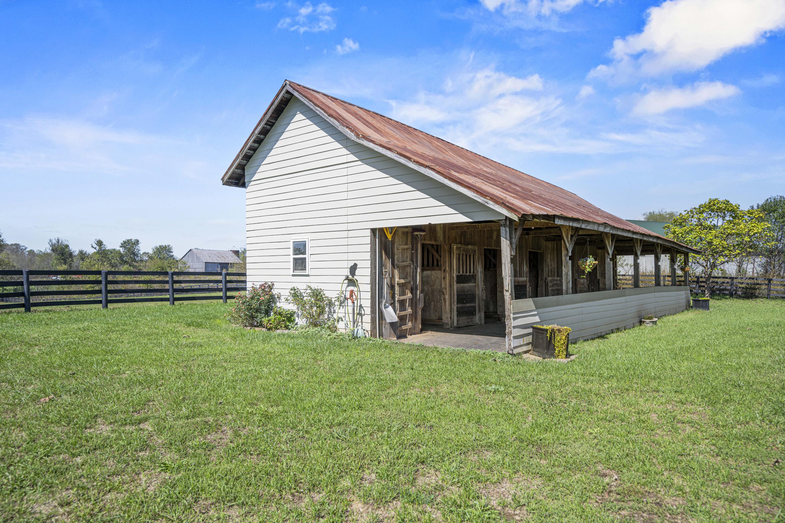 277 Steele Road Paris, KY 40361 - Photo 63 of 82 A1FF8684-6F01-40EC-8CD4-03F920C21460
