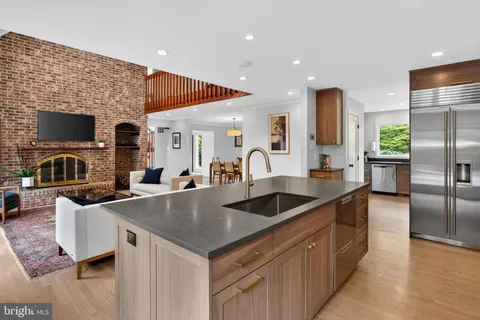 $1,775,000 | 6 Travilah Terrace, Potomac, MD 20854