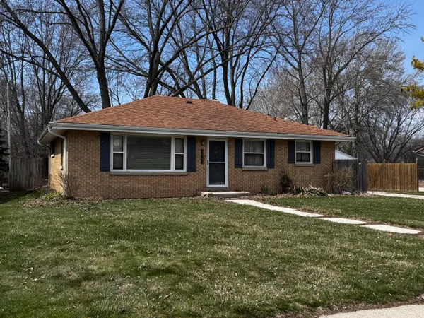 $339,000 | 1623 17th Avenue, Grafton, WI 53024