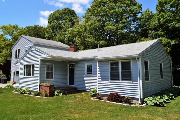 15 Oceanview Road Kennebunk, ME 04043 - Photo 2 of 24 There's no place like Home! 4...