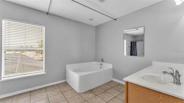 $625,000 | 5187 Spanish Oaks Lane, Lakeland, FL 33805