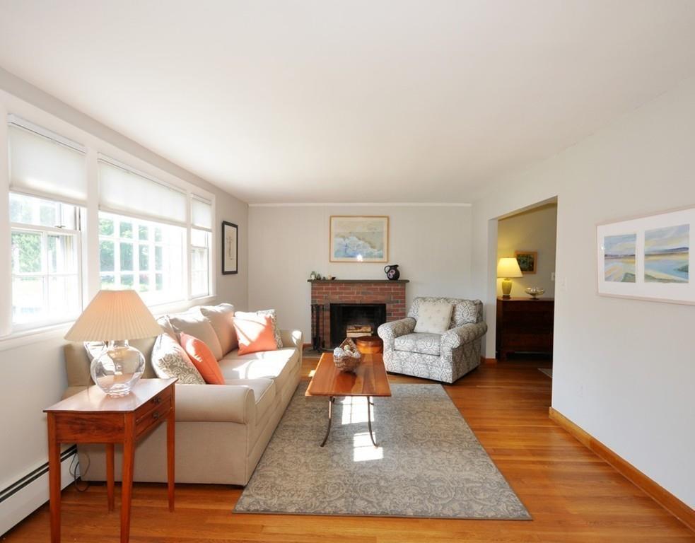 83 Bayberry Road Concord, MA 01742 - Photo 2 of 17 Gallery Image 2