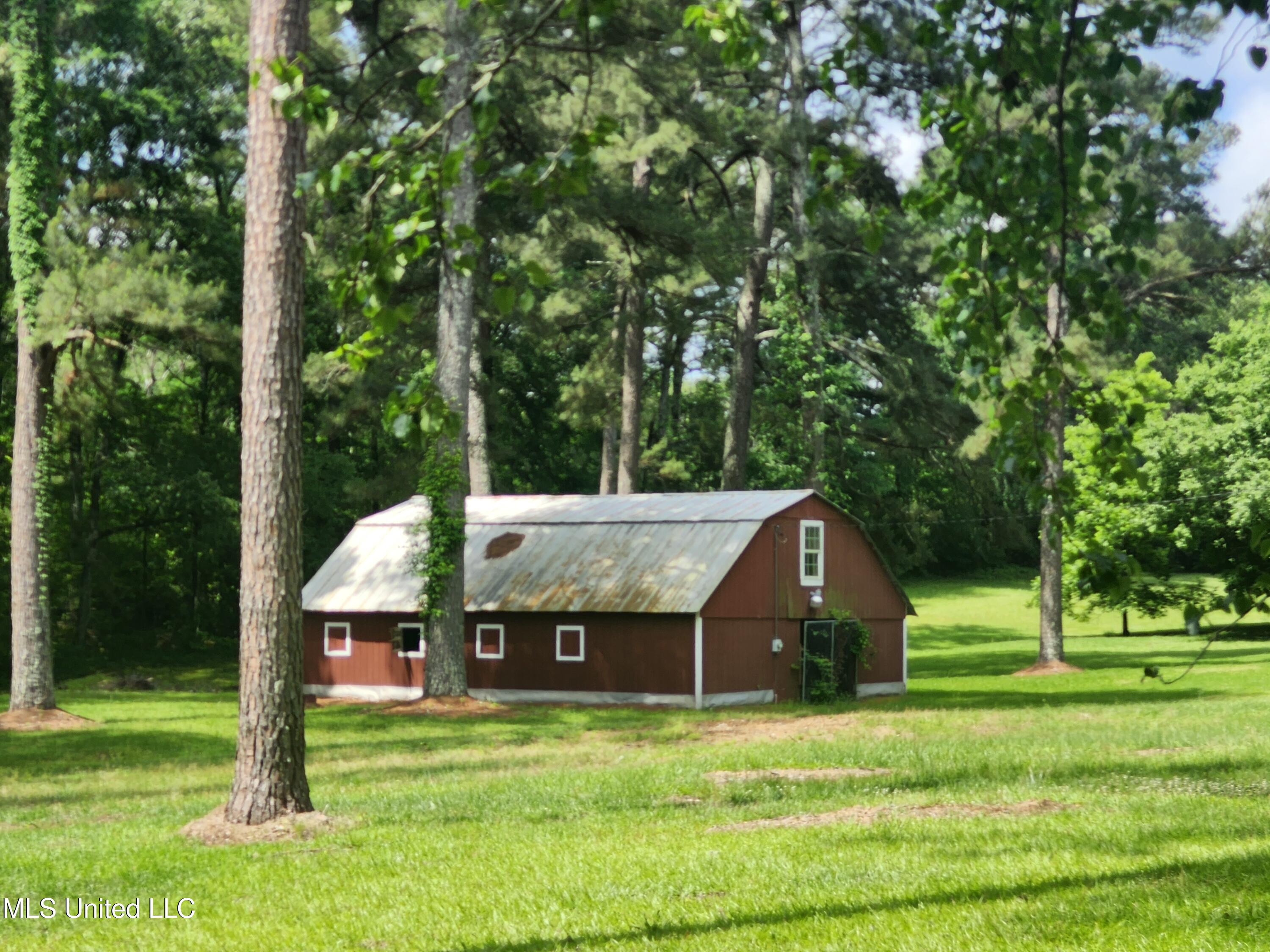 3830 Forest Hill Road Jackson, MS 39212 - Photo 11 of 49 Forest Hill Barn