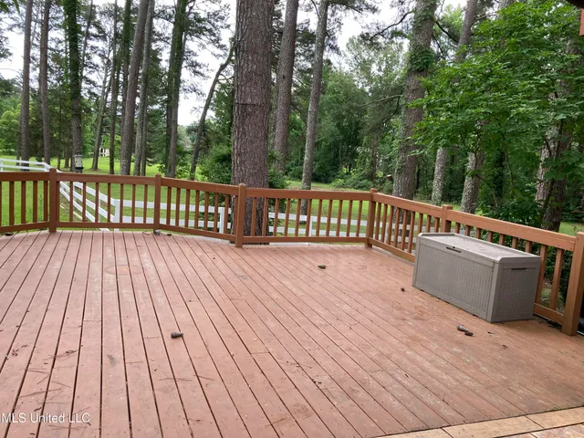 $520,000 | 3830 Forest Hill Road, Jackson, MS 39212