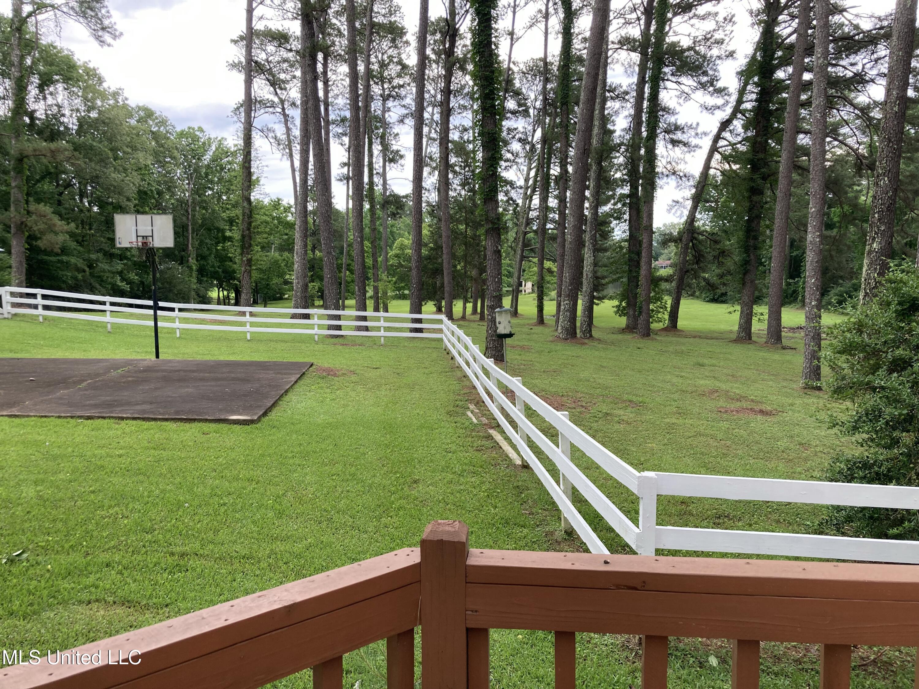 3830 Forest Hill Road Jackson, MS 39212 - Photo 15 of 49 IMG_1953 (1)