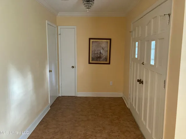 $520,000 | 3830 Forest Hill Road, Jackson, MS 39212