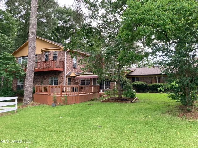 $520,000 | 3830 Forest Hill Road, Jackson, MS 39212