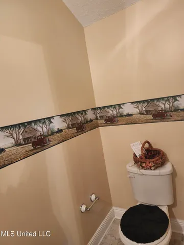 $520,000 | 3830 Forest Hill Road, Jackson, MS 39212