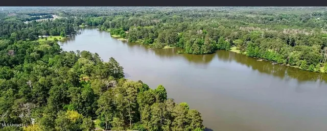 $520,000 | 3830 Forest Hill Road, Jackson, MS 39212