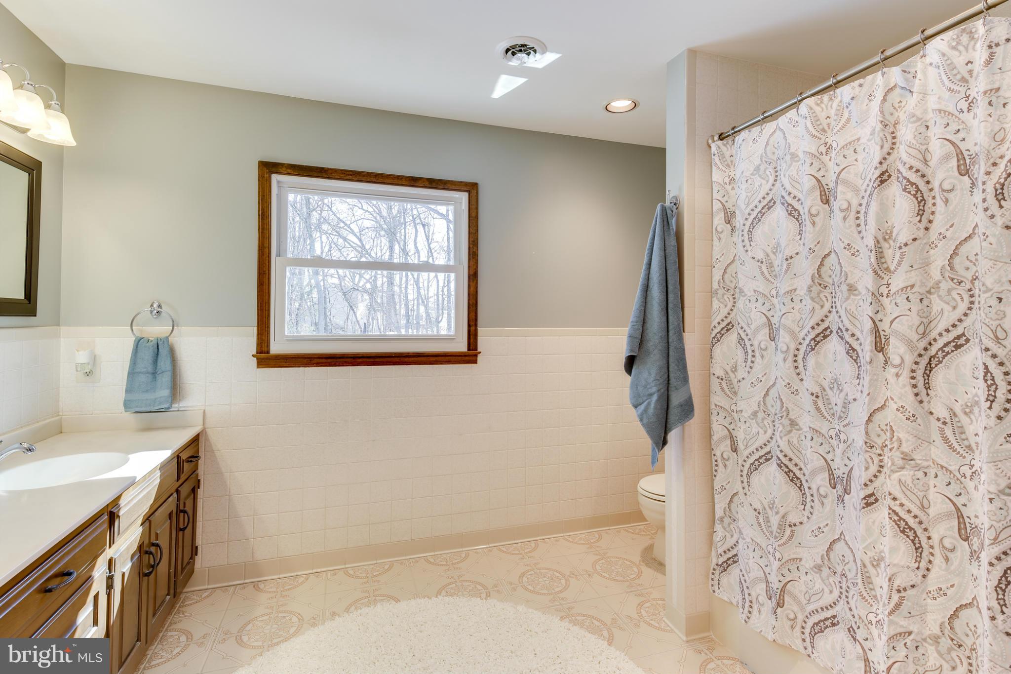 4329 Bartholows Road Mount Airy, MD 21771 - Photo 23 of 29 Bath