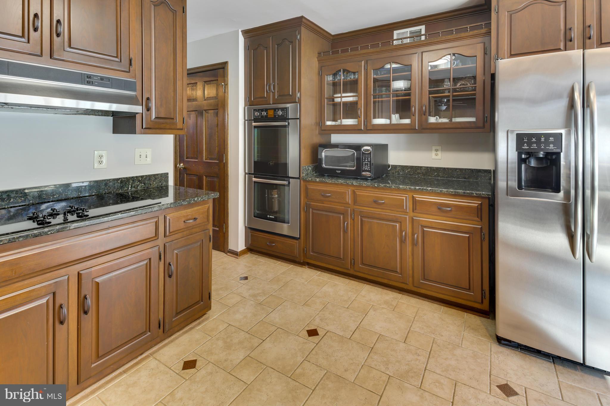 4329 Bartholows Road Mount Airy, MD 21771 - Photo 10 of 29 Kitchen