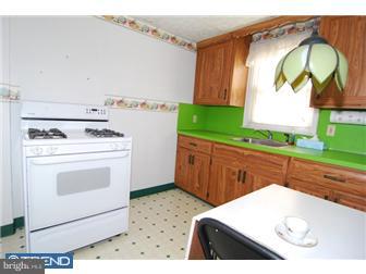 415 Sycamore Road West Reading, PA 19611 - Photo 6 of 11 Kitchen
