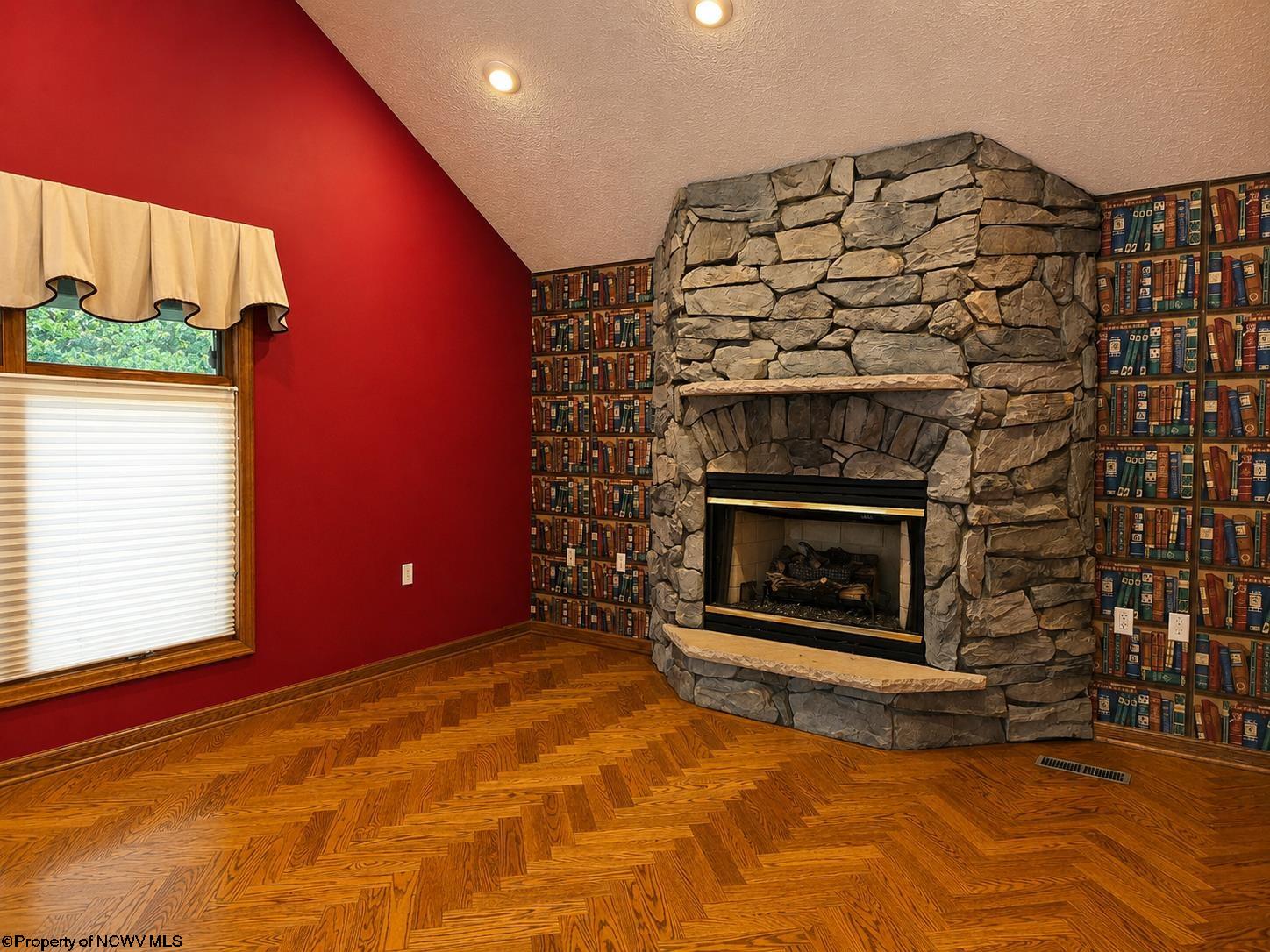 102 Hunters Ridge Road Wheeling, WV 26003 - Photo 16 of 50 Gallery Image 16