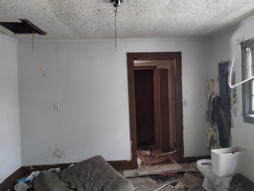 1041 Manning Road Sumter, SC 29150 - Photo 6 of 15 Gallery Image 6