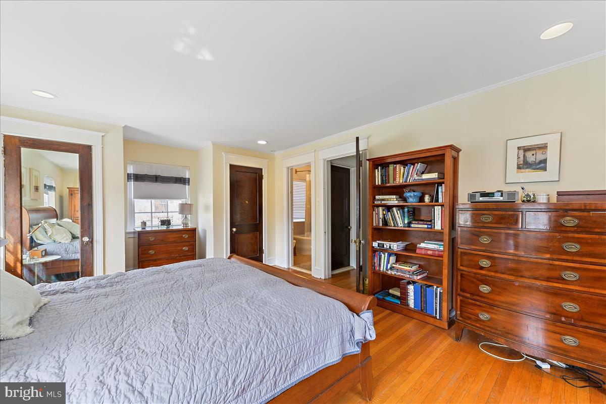 505 Merwyn Road Narberth, PA 19072 - Photo 17 of 36 Master Bedroom