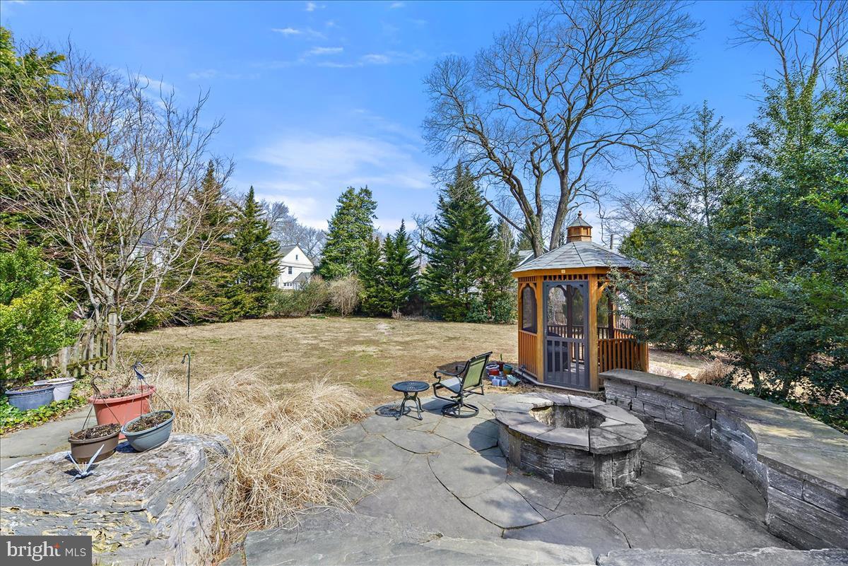 505 Merwyn Road Narberth, PA 19072 - Photo 28 of 36 Flagstone Patio to Gazebo and Oversized Yard