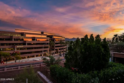 $1,350,000 | 7141 East Rancho Vista Drive, Unit 5001, Scottsdale, AZ 85251